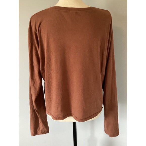 Wild Fable Long Sleeve V-Neck Notch Front Cropped Boxy T-Shirt Brown Women’s LG - Picture 5 of 6